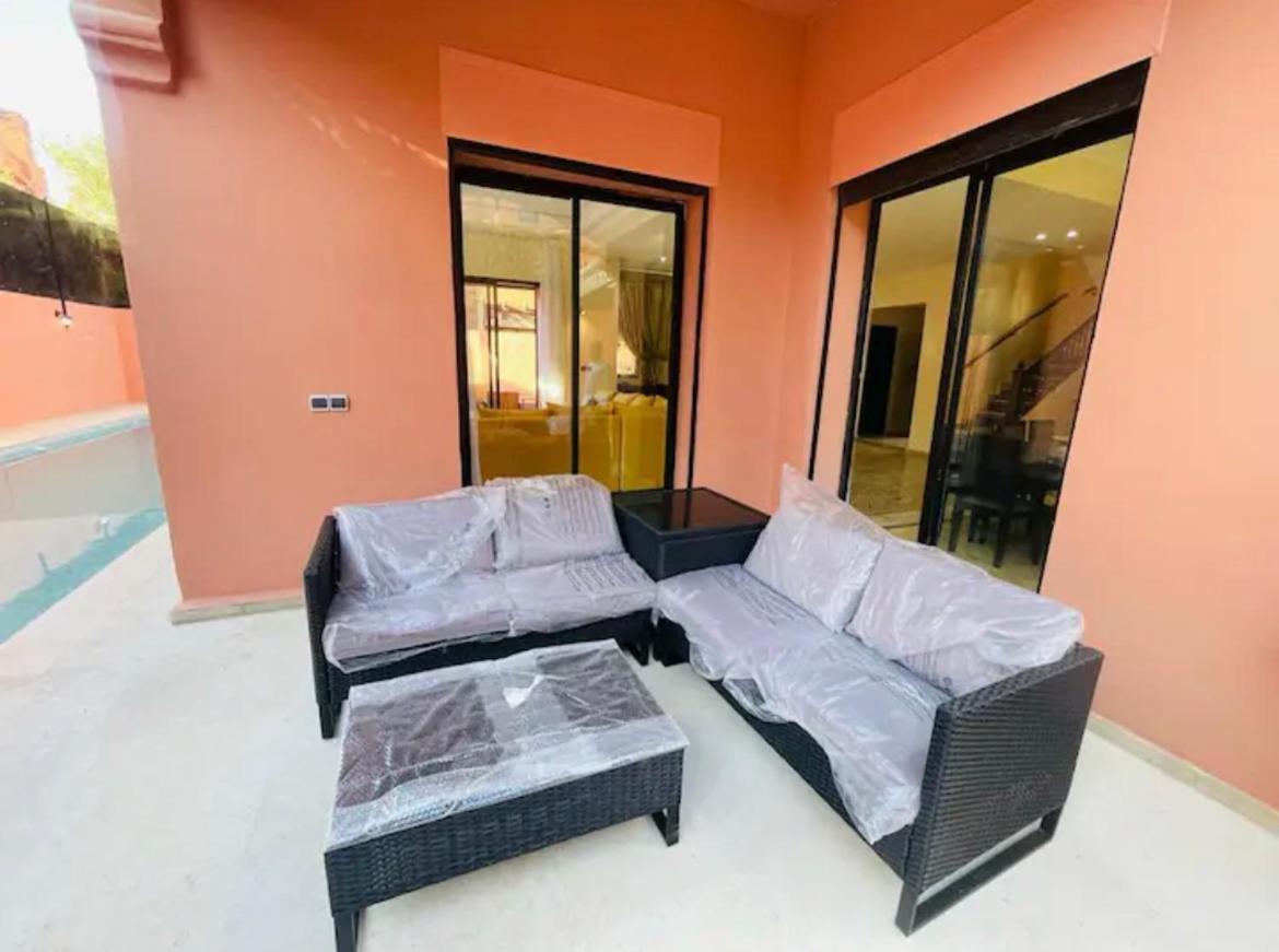 The Villa Avec Piscine Chauffee 4 Chambres Marraquexe Exterior foto